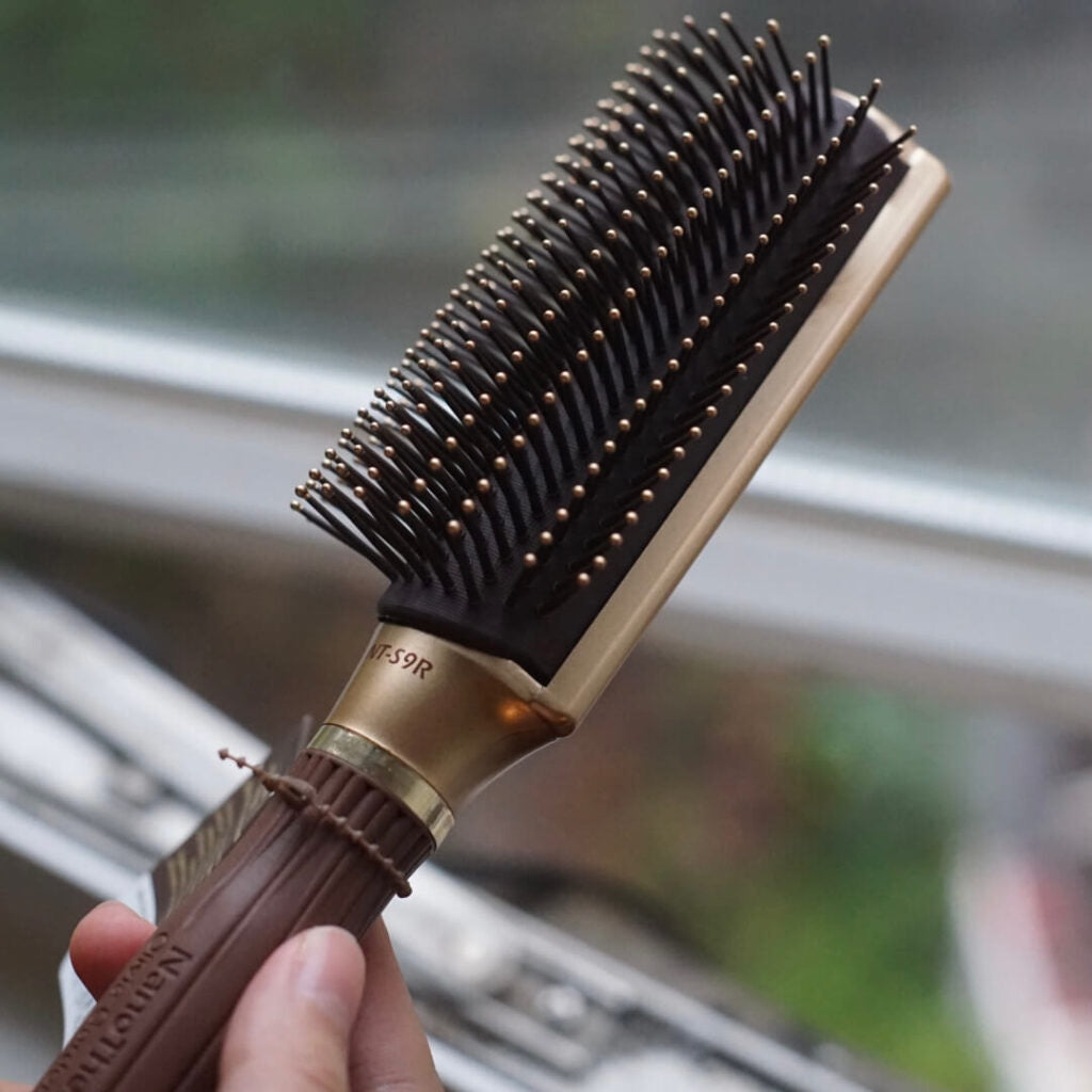 Olivia Garden NanoThermic Ceramic + Ion Styler Hair Brush (Styling)