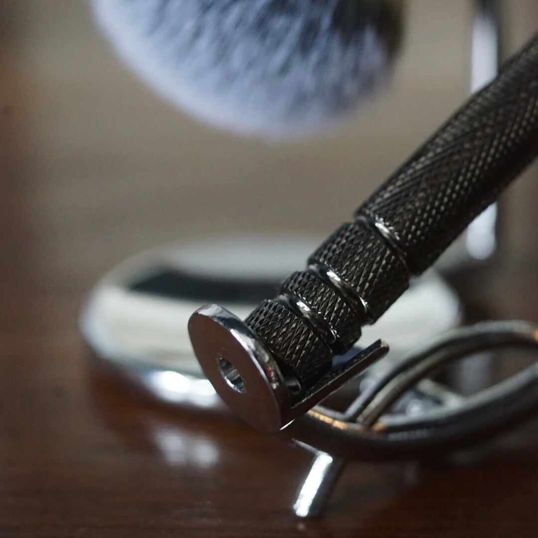 Ubersuave Eco-Razor Open Double Edge Gunmetal Shaver 103GM