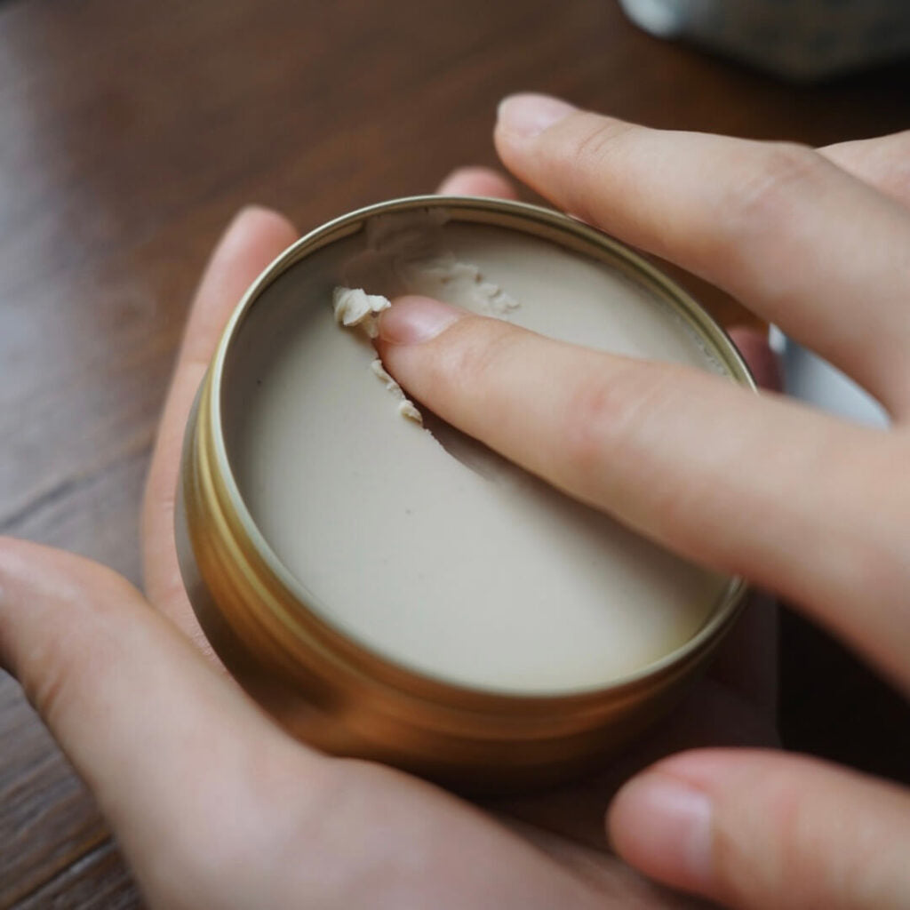 Davines Strong Molding Clay 